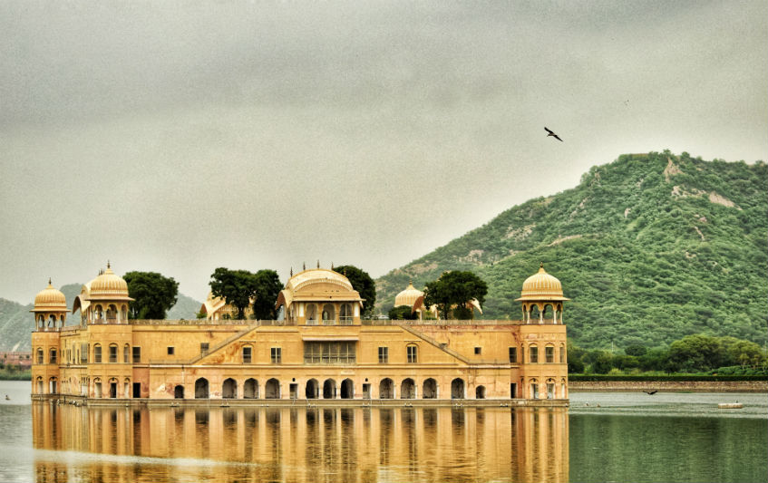 sarah-jane-adams-india-workshop-jaipur-river-building.jpg