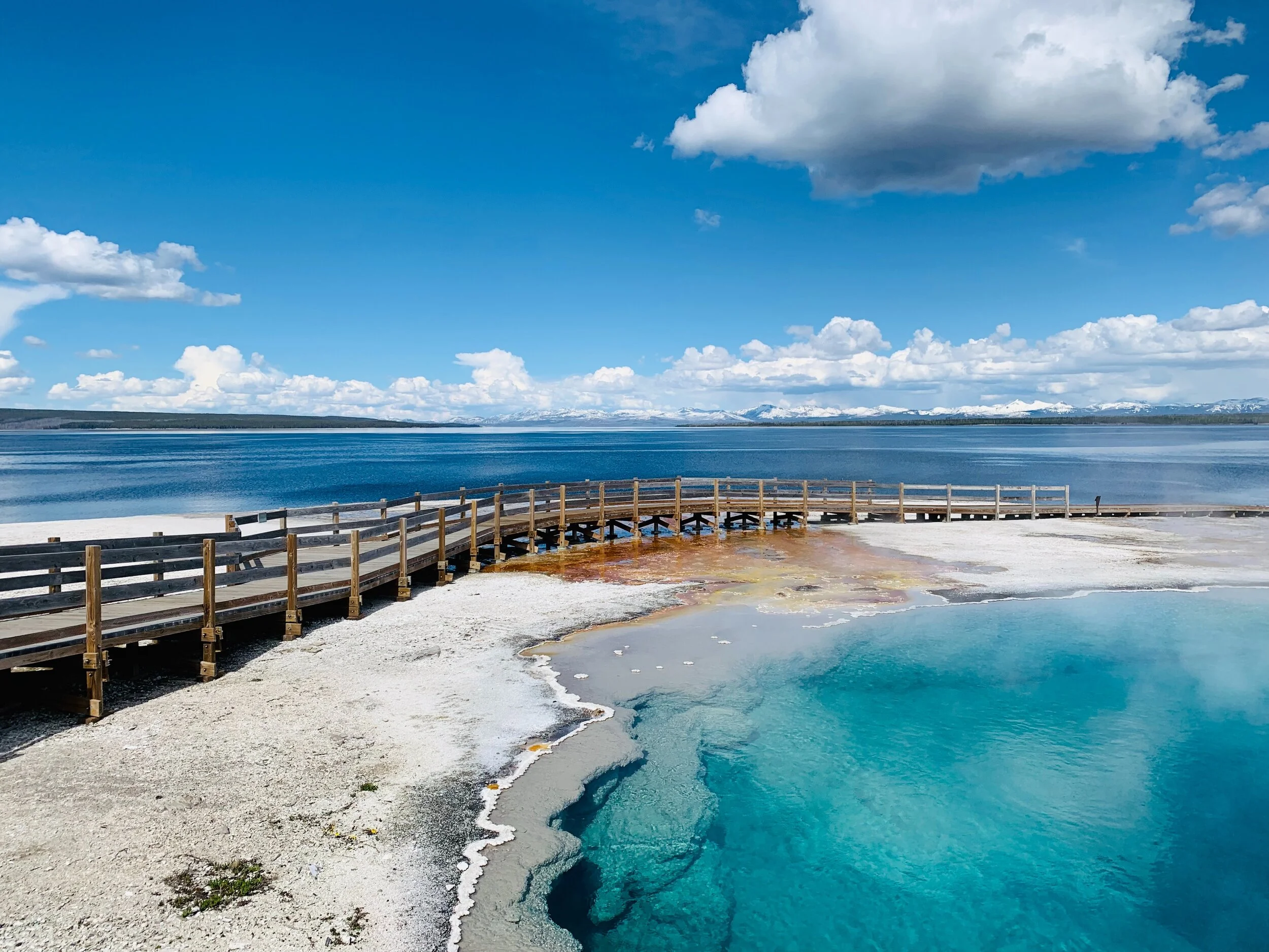 Top 10 Most Beautiful Attractions in Yellowstone National Park