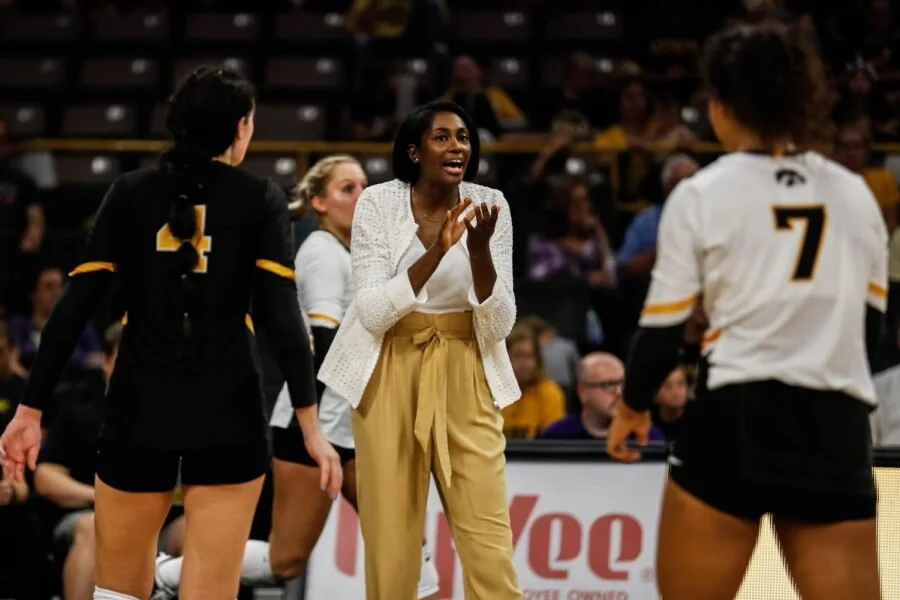Episode 85 - Coach Vicki Brown of University of Iowa Women's Volleyball