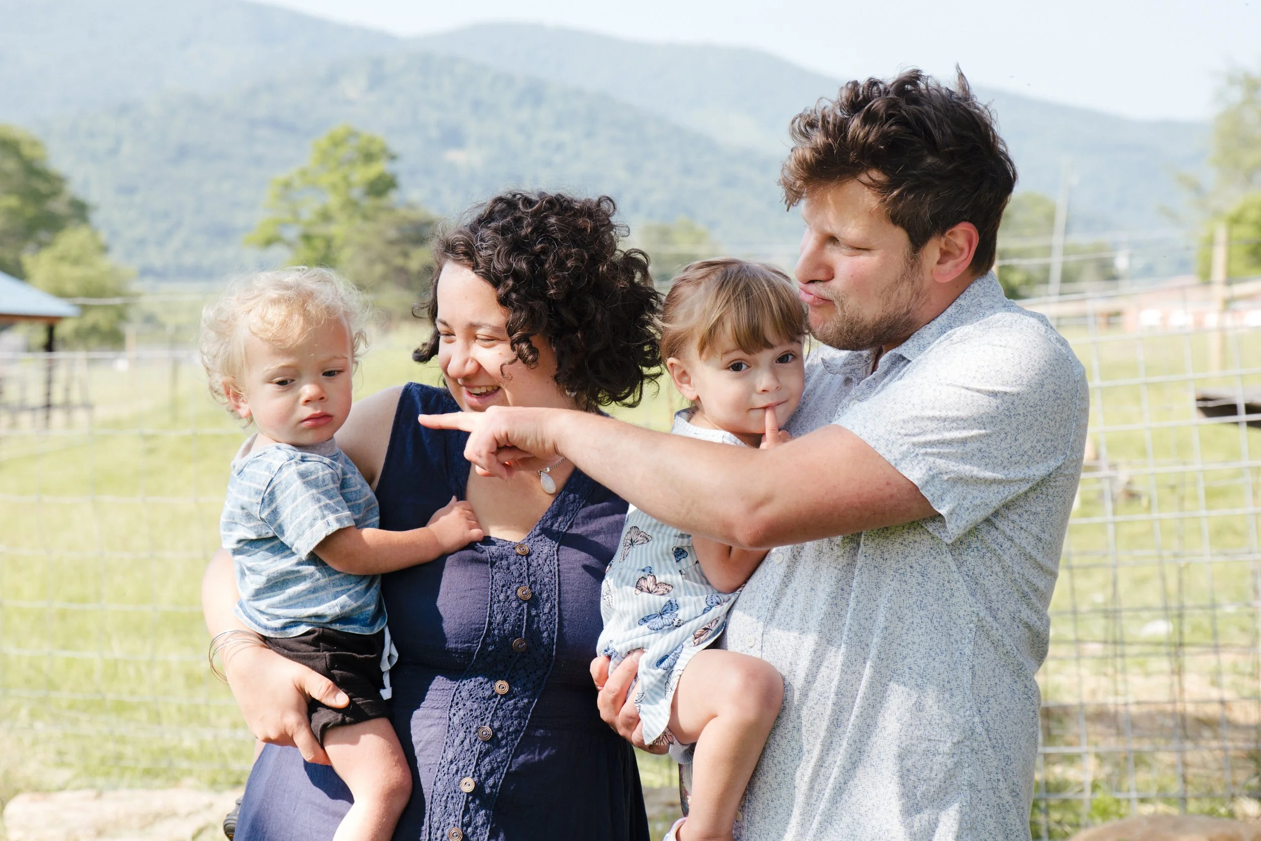 rita-kovtun-asheville-family-engagement-couples-photographer-04.jpg