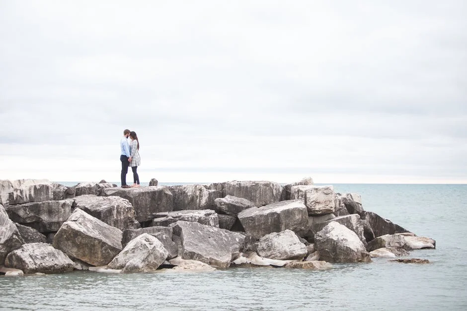 couple-love-young-couple-romance-464517.jpeg