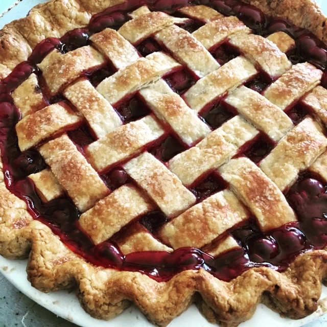The Most Delicious Cherry Pie!