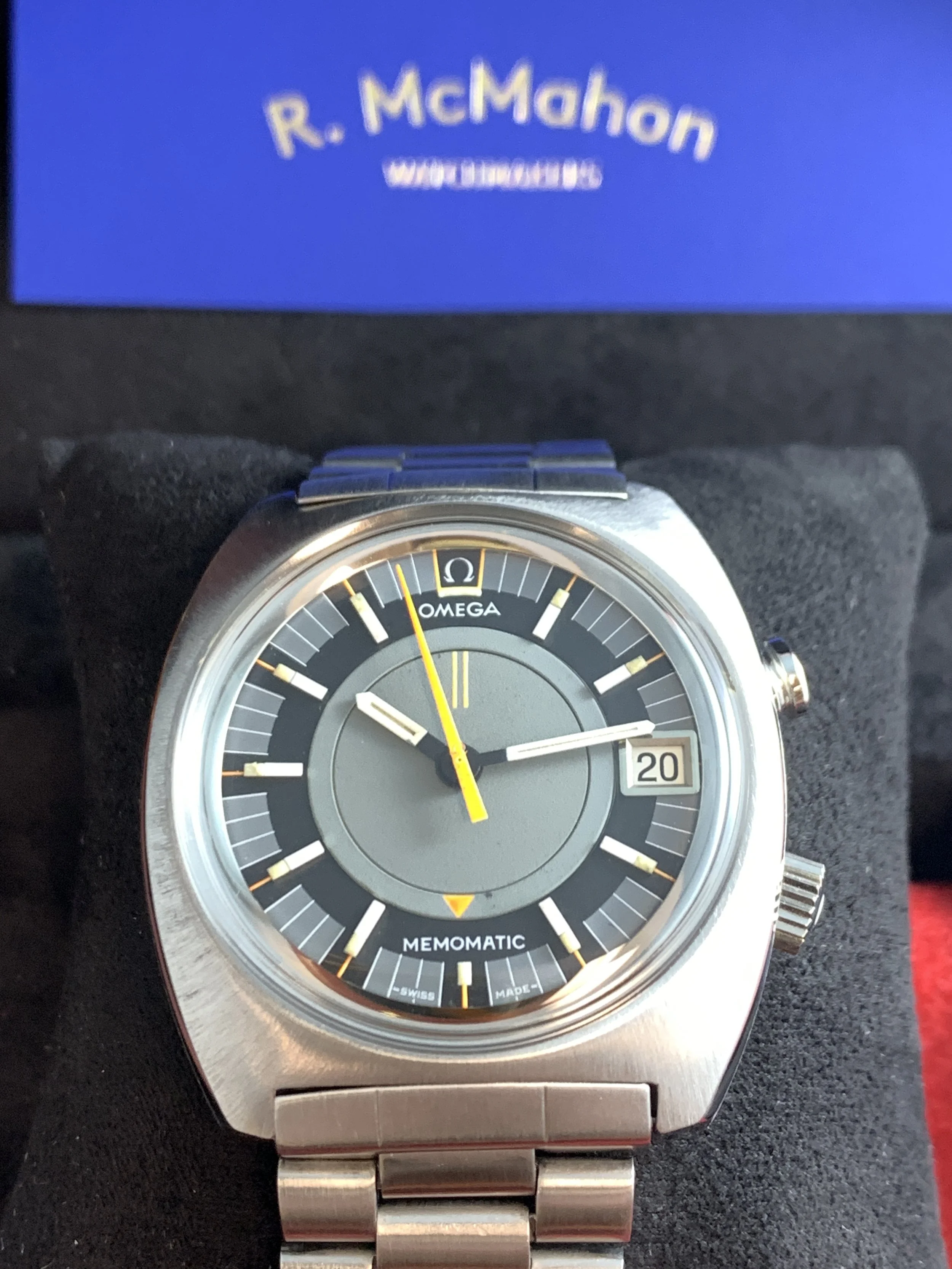 Omega Memomatic automatic Alarm with date.