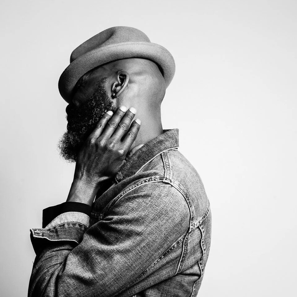 {make time for self 👍🏿}
.
.
.
#fbf #selfportrait #hatseason #denim #sonyalpha