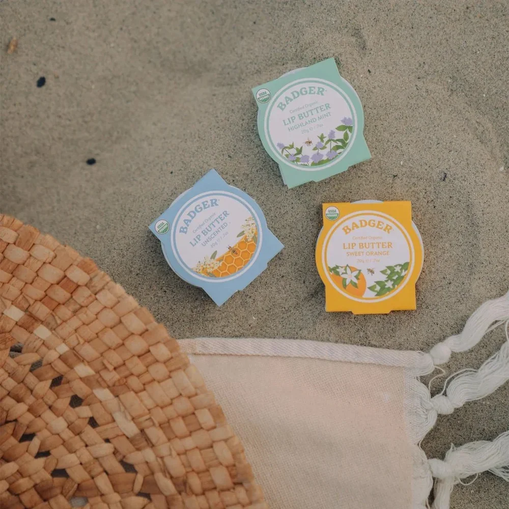 organic-lip-butter-tin-unscented-Badger-lifestyle-2_7cf61c75-0e21-4ed1-9d54-4981bb7fb65a_512x512@2x.webp