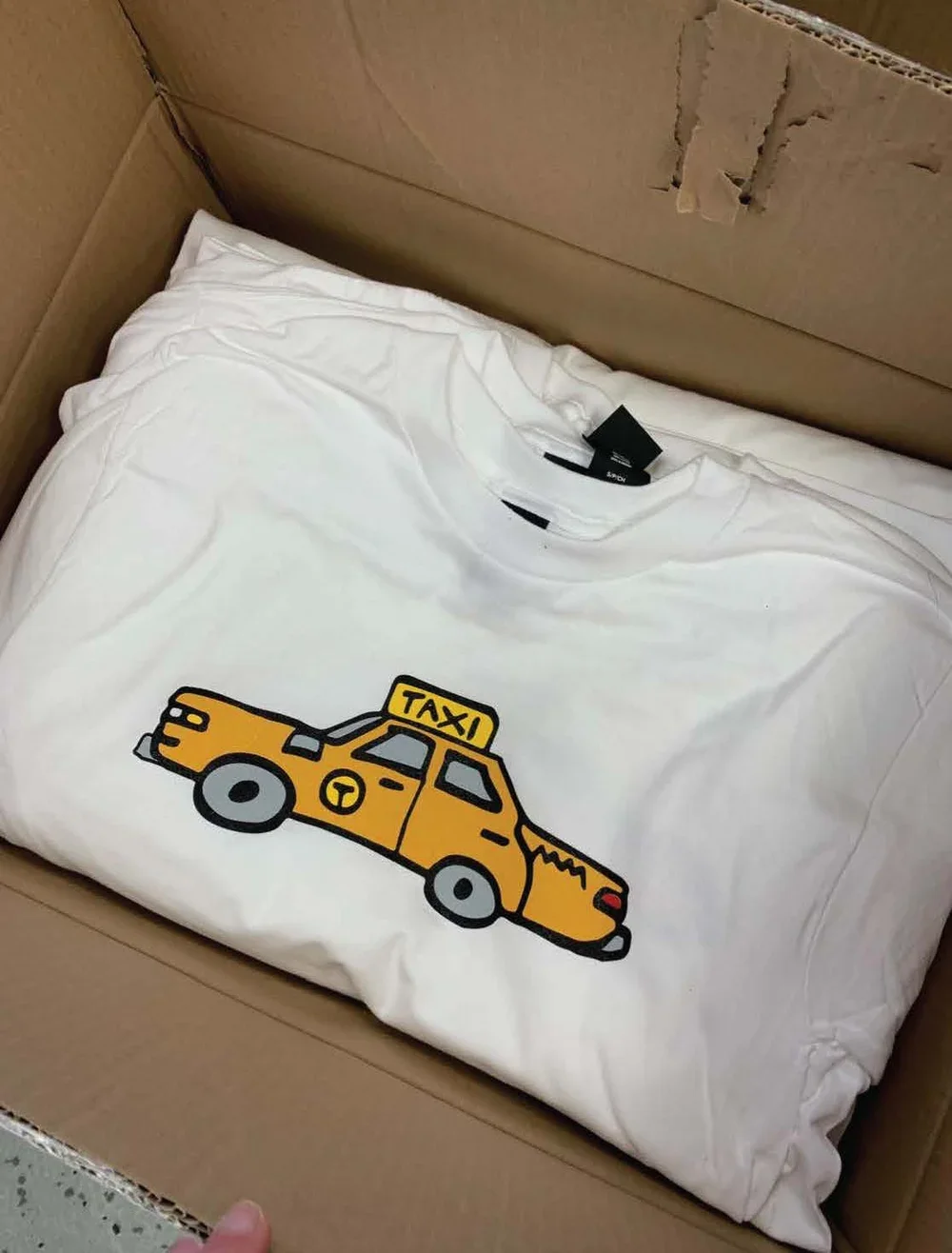 Taxi-Shirt-Lifestyle-1.webp
