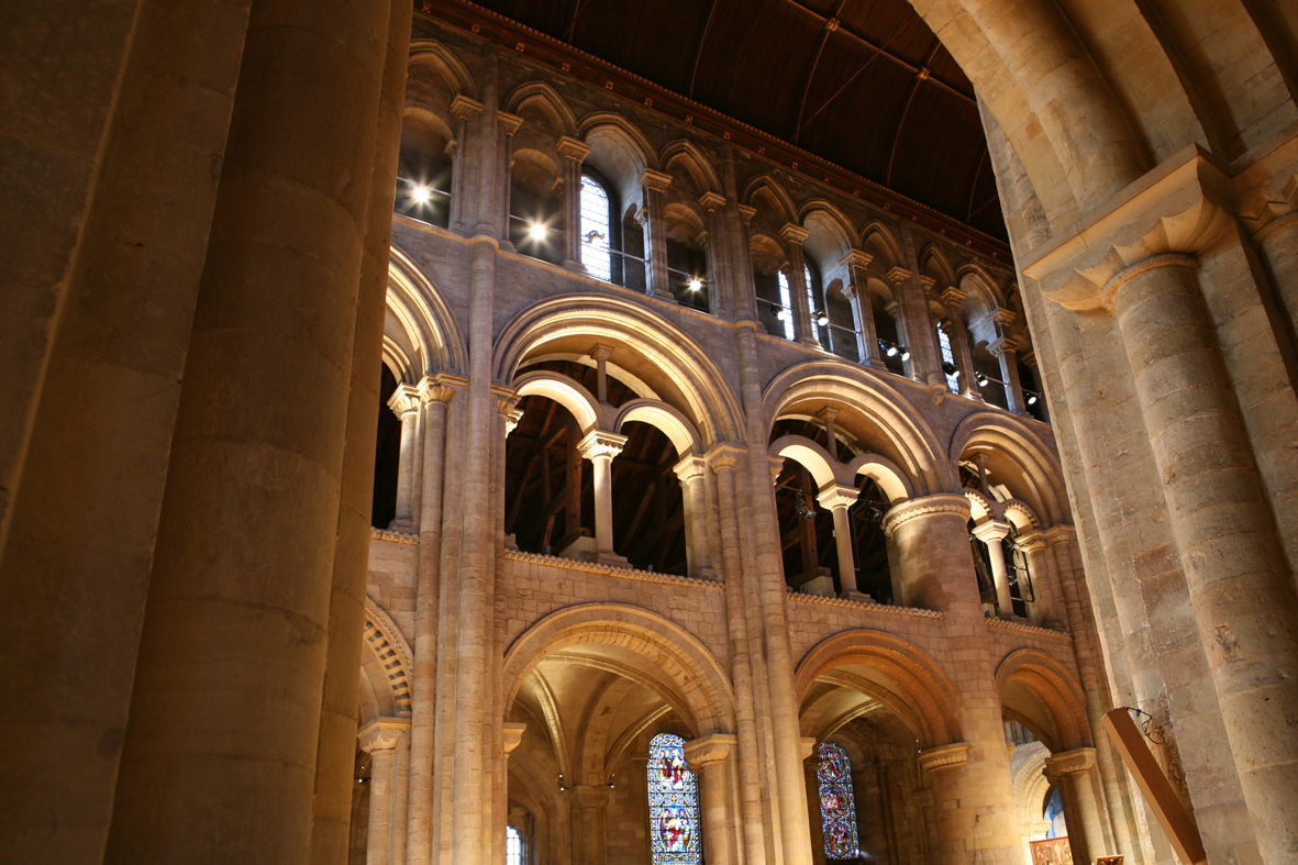 Romsey Abbey 8.jpg