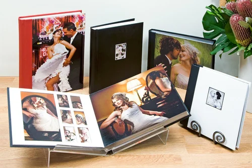 Albums We offer a full range of albums, varying in size, texture and look to suit what your after. 