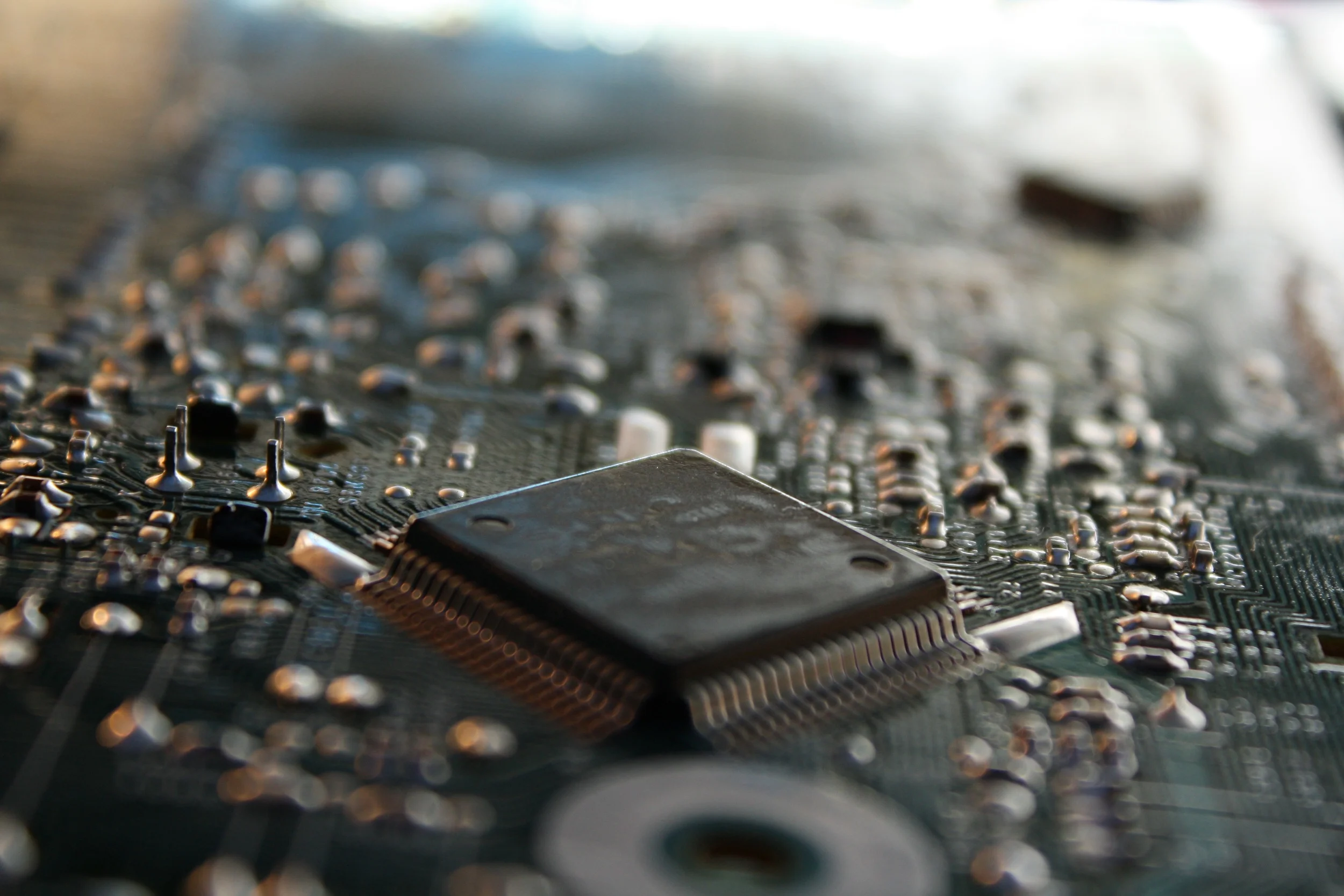 technical-647487.jpg