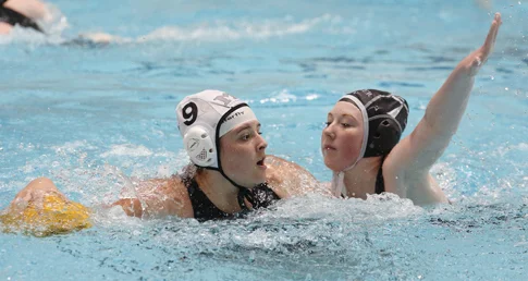 Helena defending for Otter. 