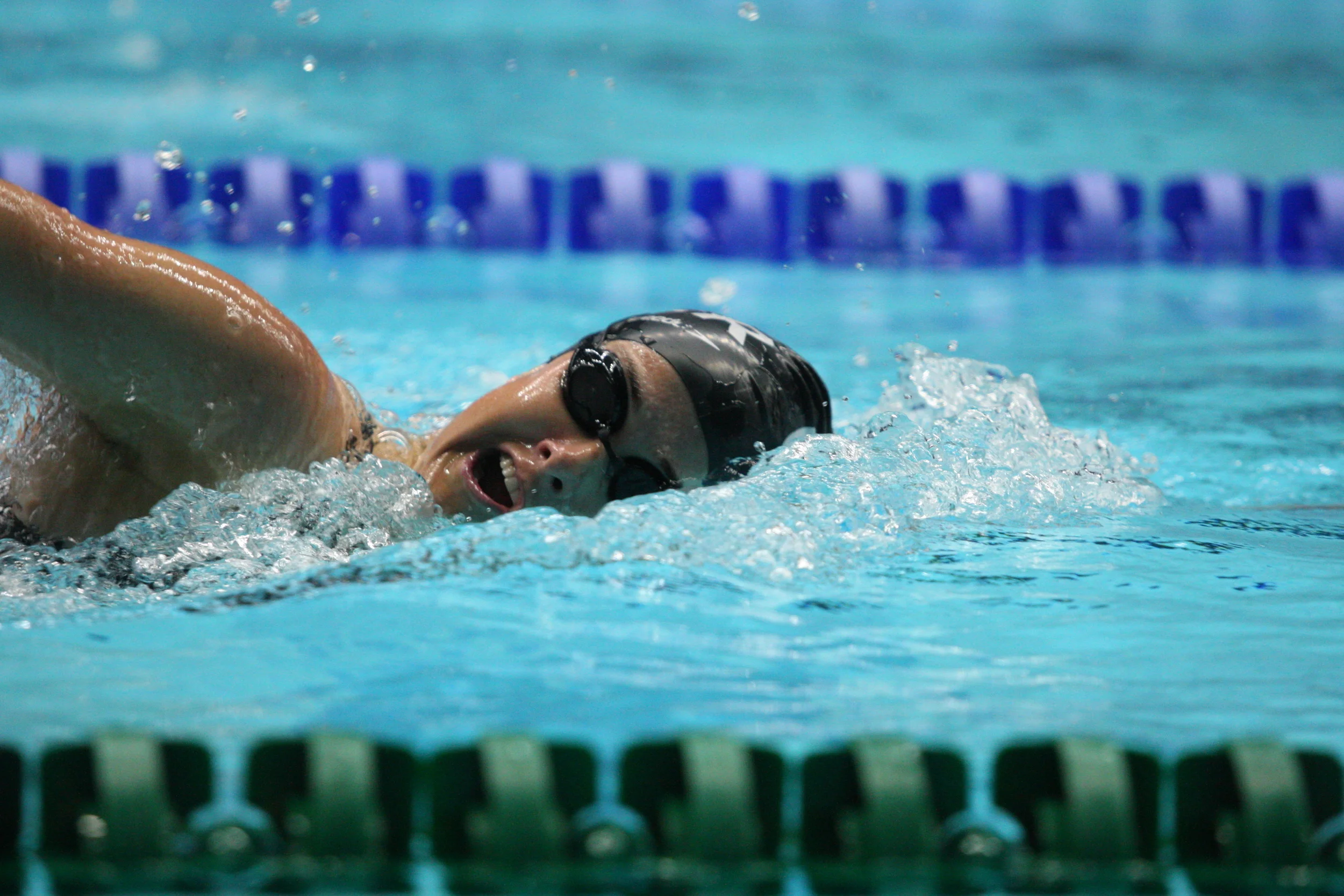 Lex Higlett won the 30/34 ladies age group, and set a new Otter Club 800m Freestyle record. 
