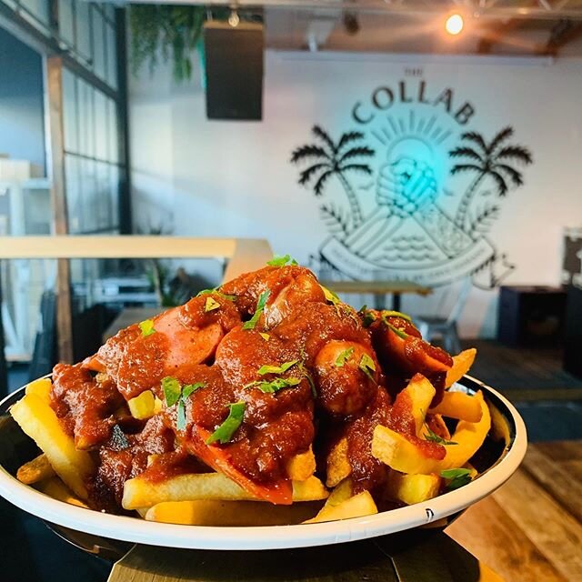 CURRYWURST ALERT. First of many specials coming in hot for delivery and collection to E17 and beyond. Order direct from our website (link in bio) Thanks everyone for continuing to support your local businesses!!