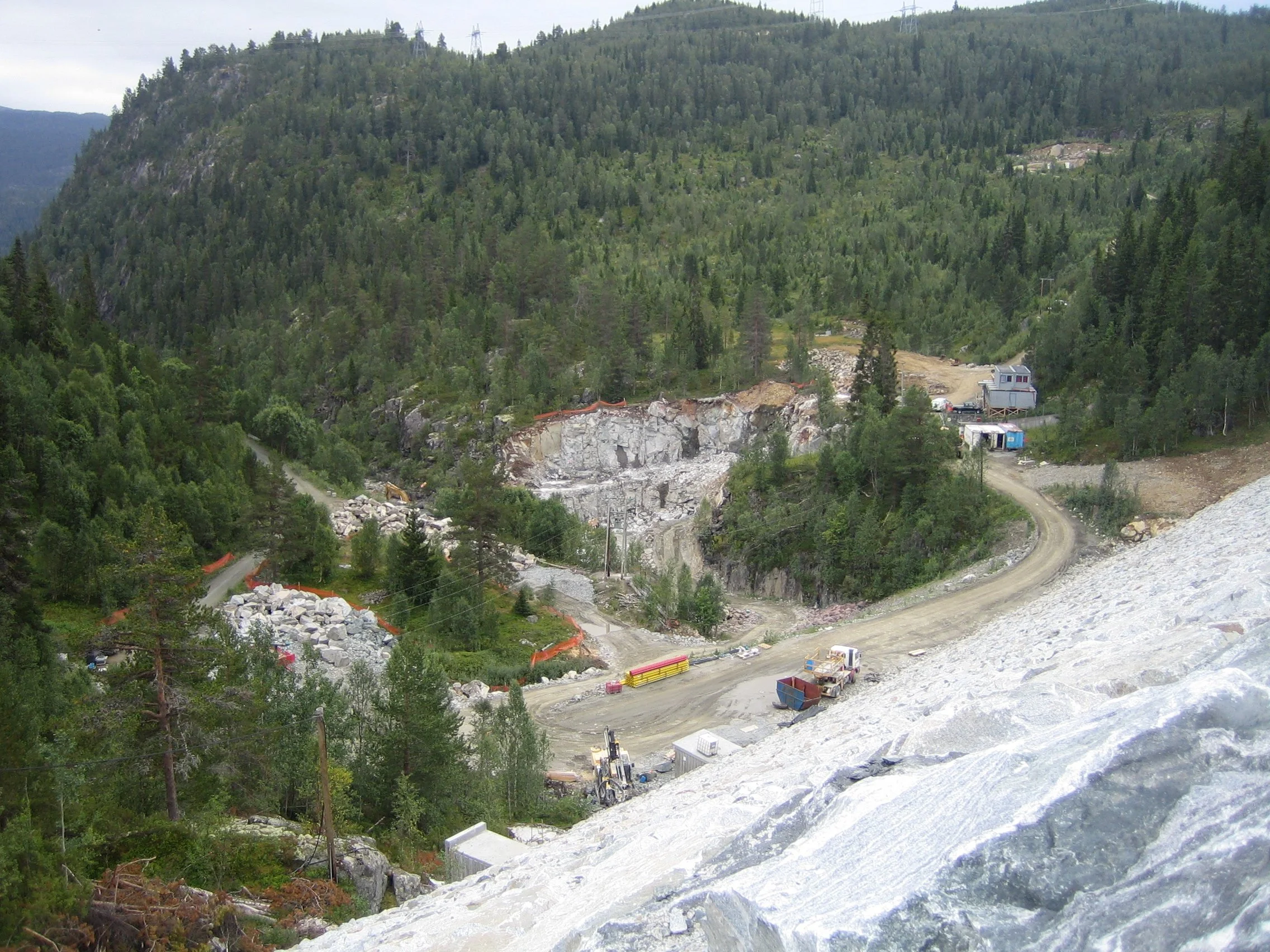 DAM BITDALEN/VENEMO Feste Sør