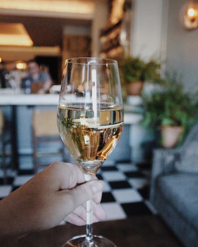 Cheers to all the mamas out there today! 🥂 Y&rsquo;all are the real MVPs. Can&rsquo;t wait for mine to be able to visit me and we can have a little make up brunch at @henleynashville.🖤