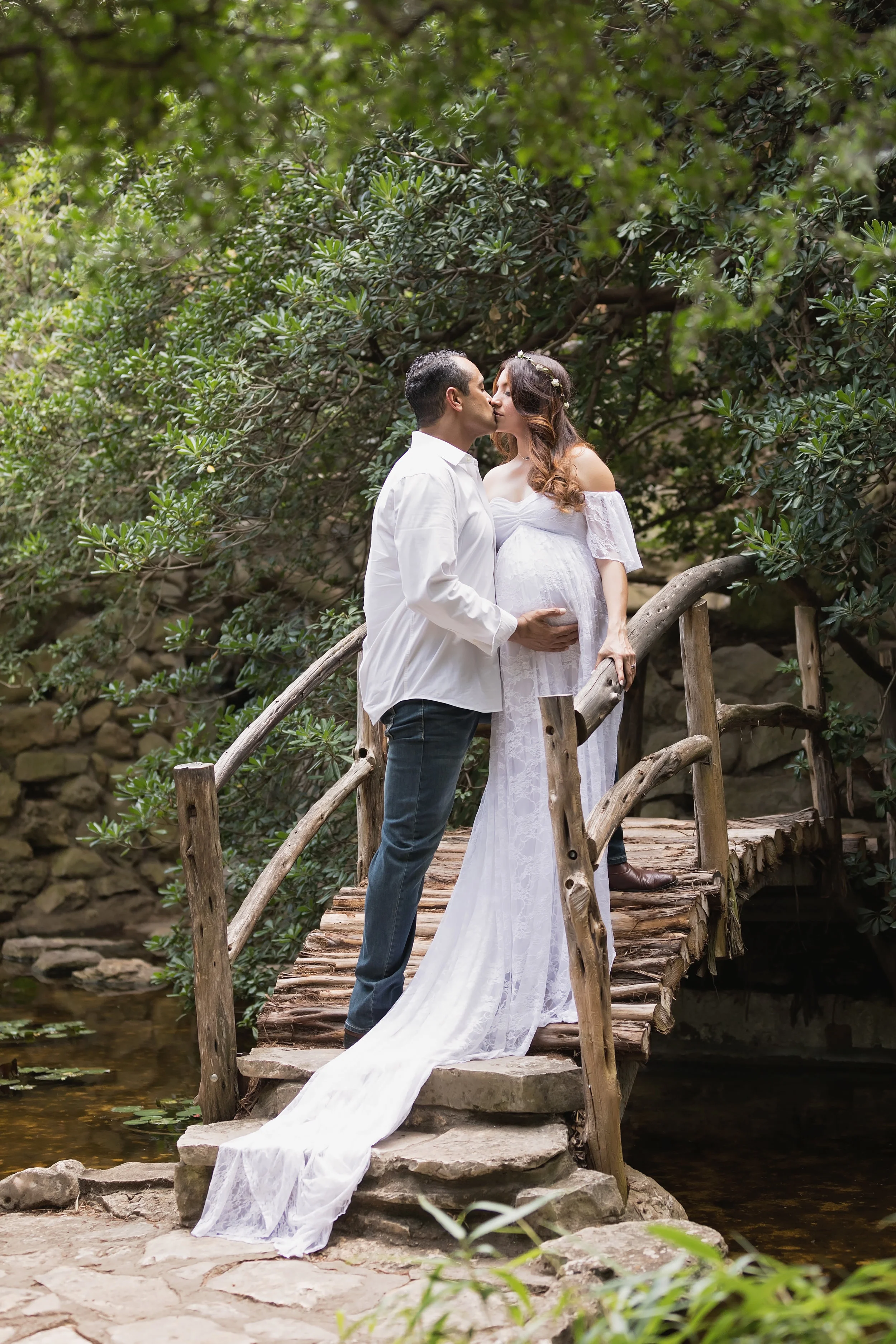 Maternity coupe at Zilker Botanical Gardens, Austin TX
