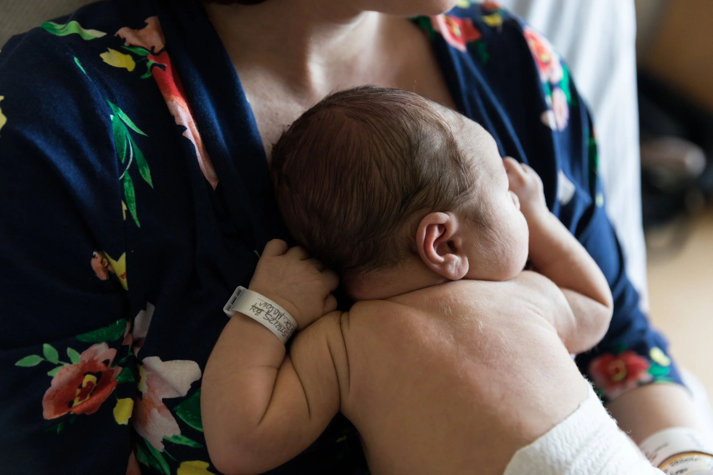 Newborn baby skin to skin