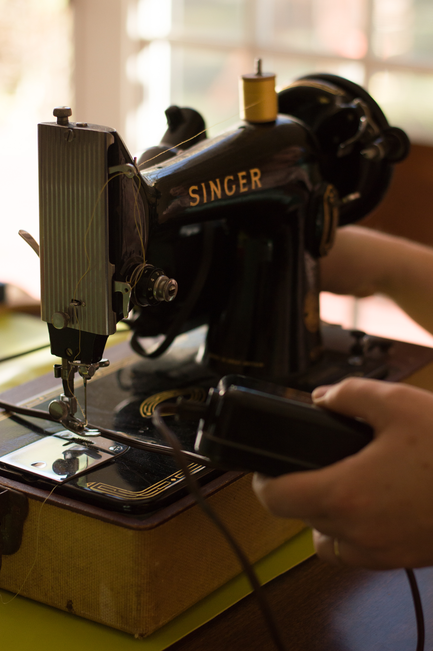 Adrian's vintage Singer, which doesn't only look pretty--it works!
