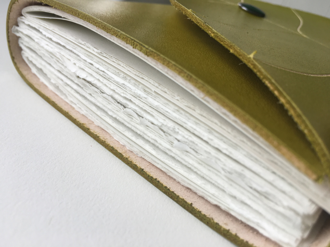 Refillable Journal in Natural Leather — The Indian Oaks