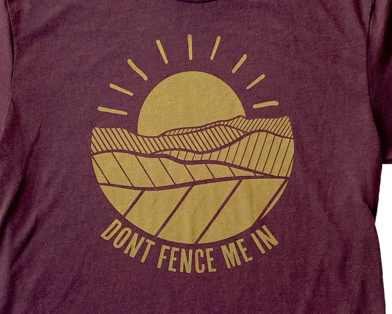 Dont-Fence-Me-In-Shirt-closeup.jpg