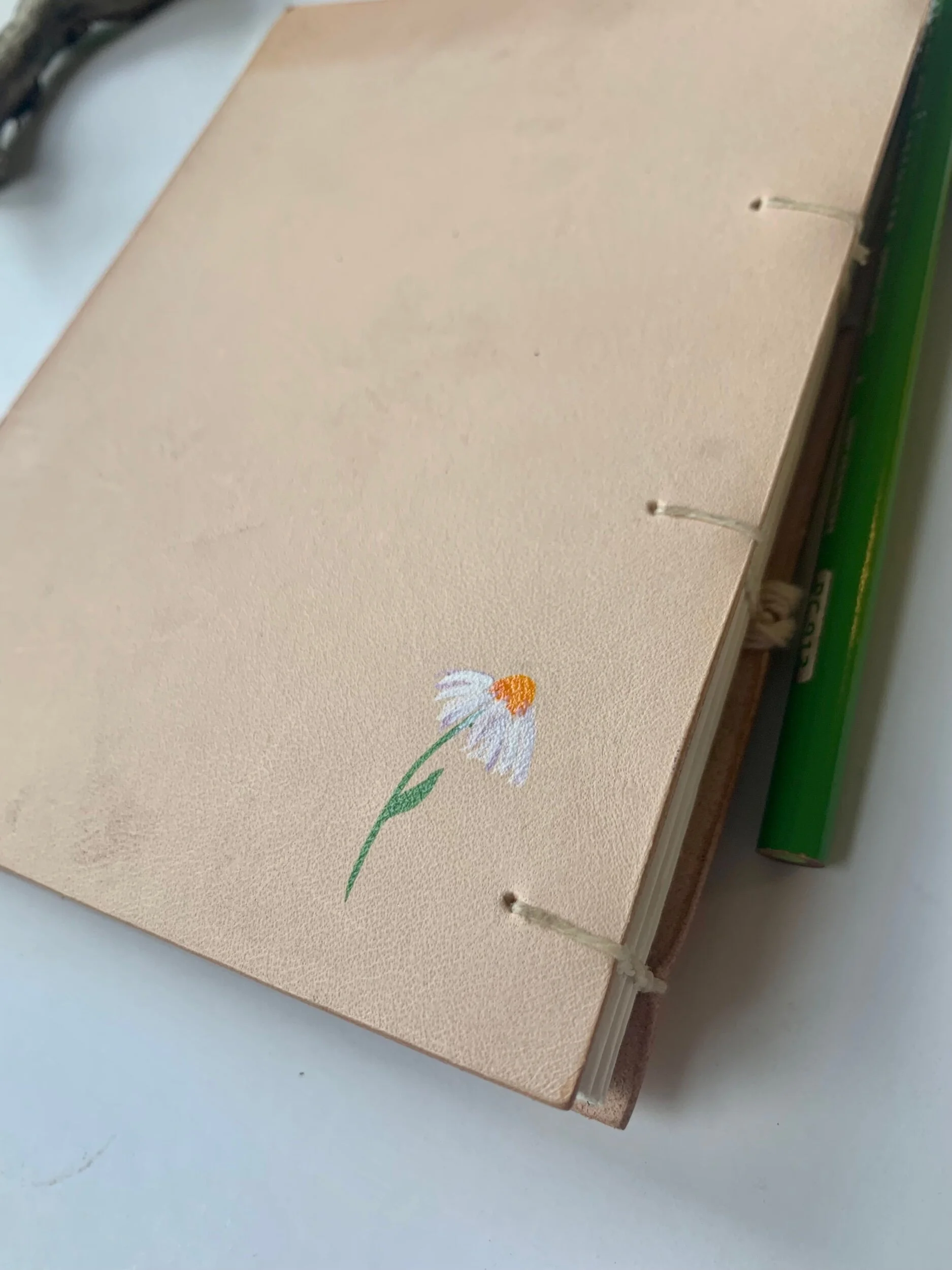 17E2A742-6C5D-4A94-9DC2-CFC8BD99C940