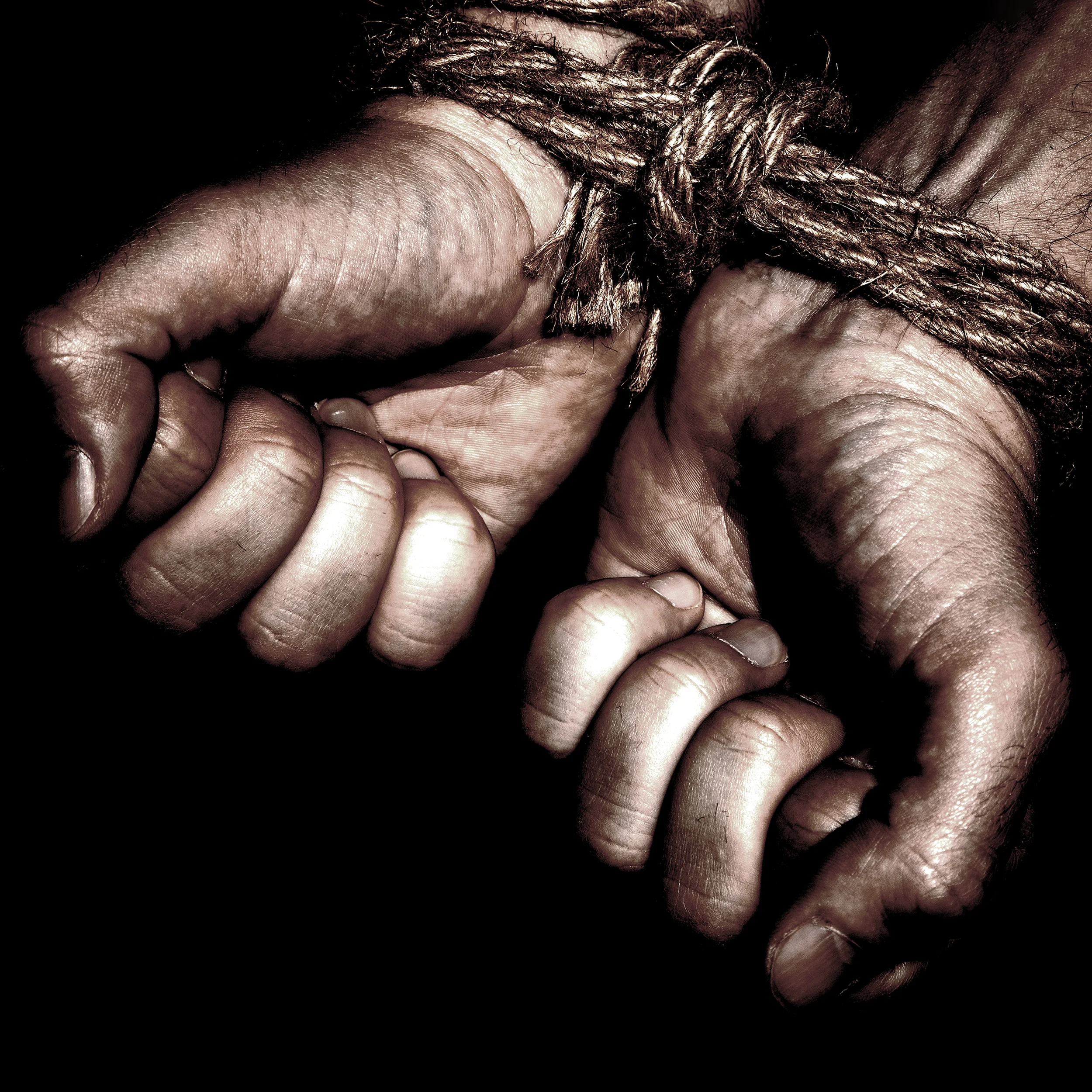 Fear Knots and Fear Nots