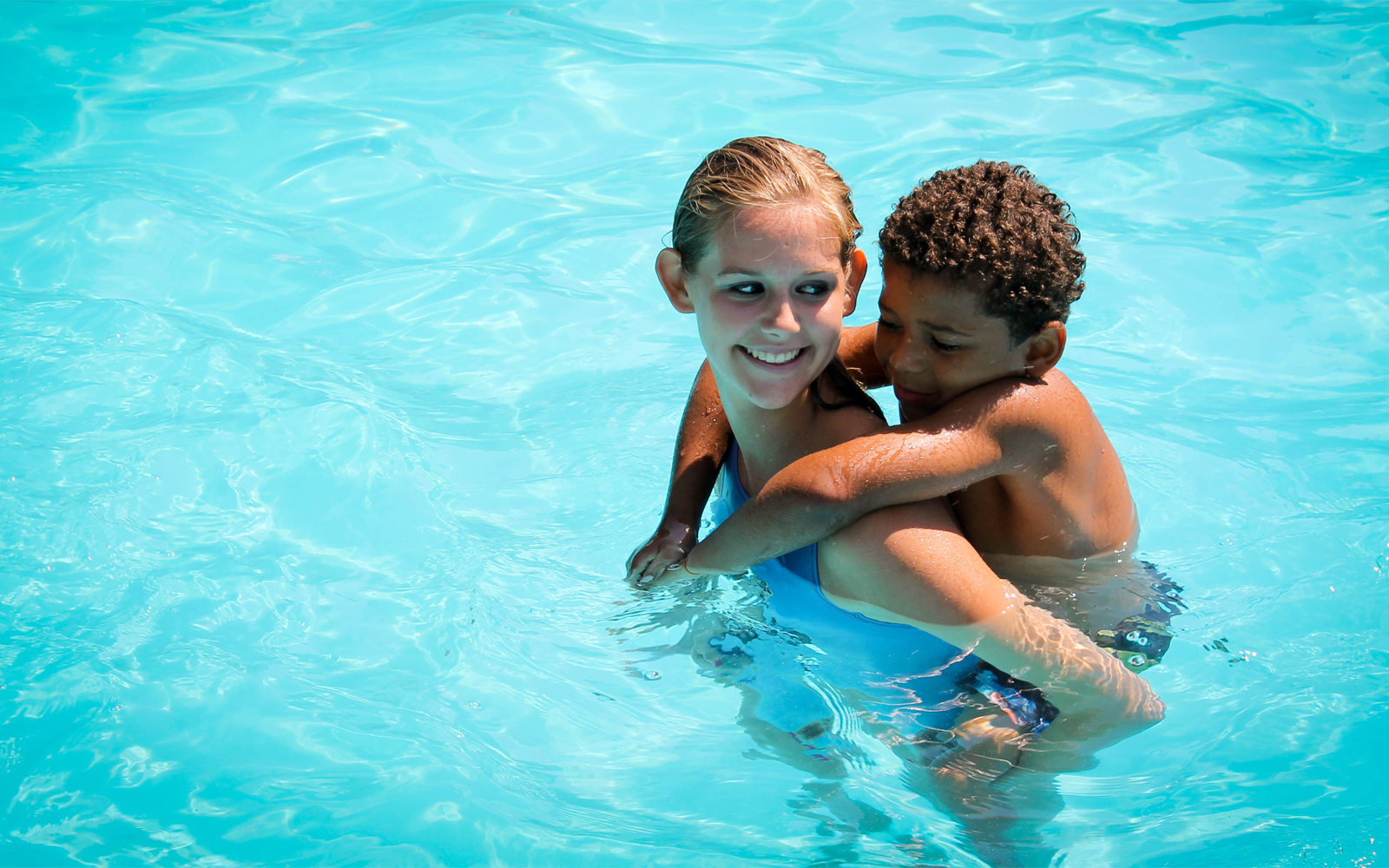 Swimming lessons & free swim