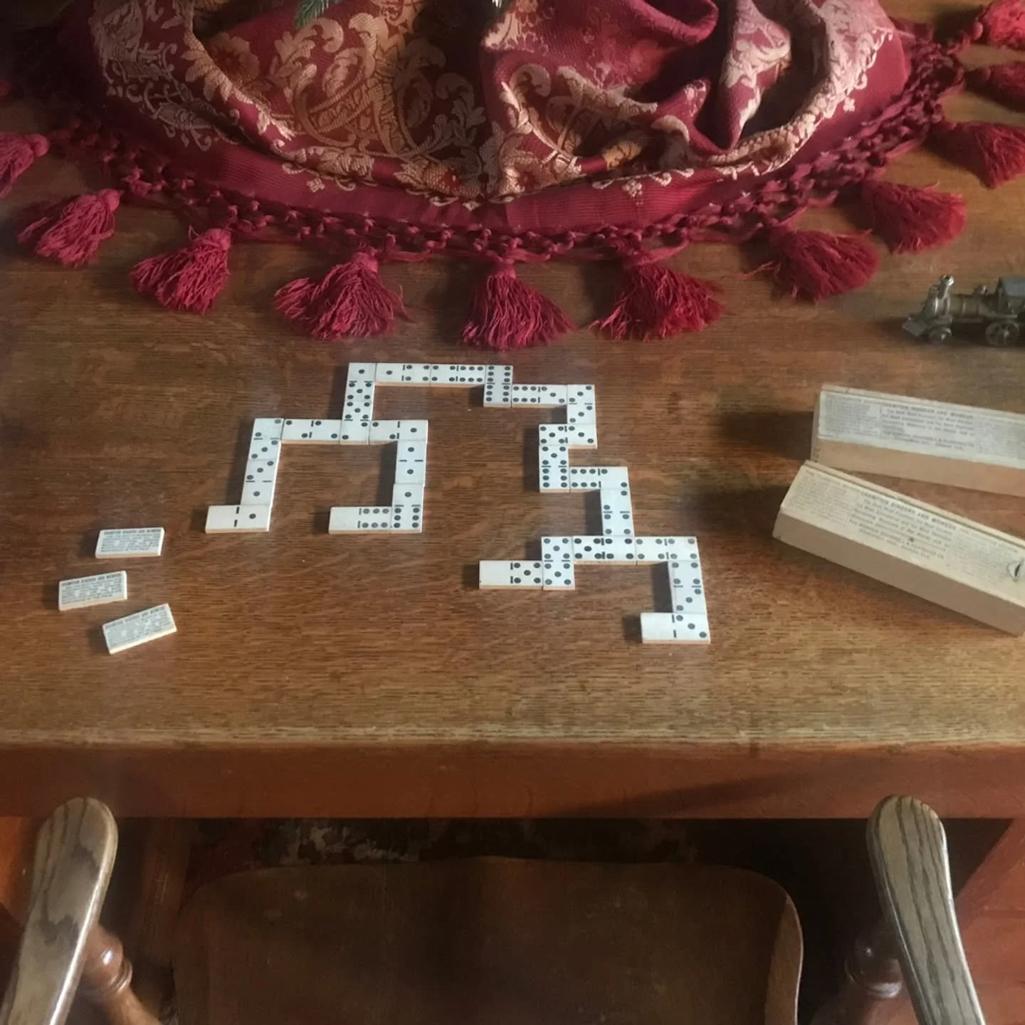 This week&rsquo;s 📸 Photo Friday 📸 shows a game of dominoes being played on the partners desk in the schoolroom. 

The dominoes were made in the late 19th century for John Glessner&rsquo;s company, Warder Bushnell &amp; Glessner (later part of Inte