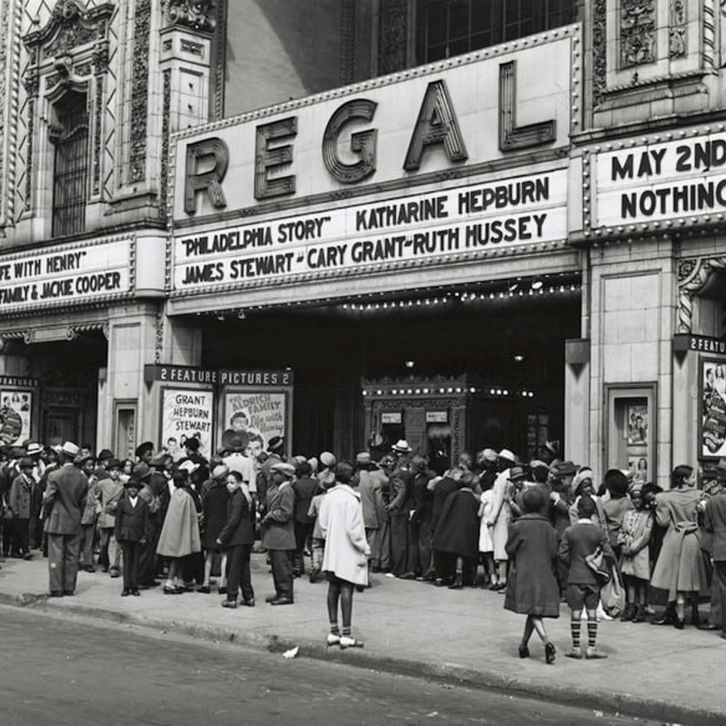 This week&rsquo;s 📸 Photo Friday 📸 shows a crowd outside the Regal Theater at 4719 South Parkway (later Martin Luther King Drive) in April 1941. 

The opulent movie palace was built in 1928 and was a centerpiece of the Bronzeville community until i