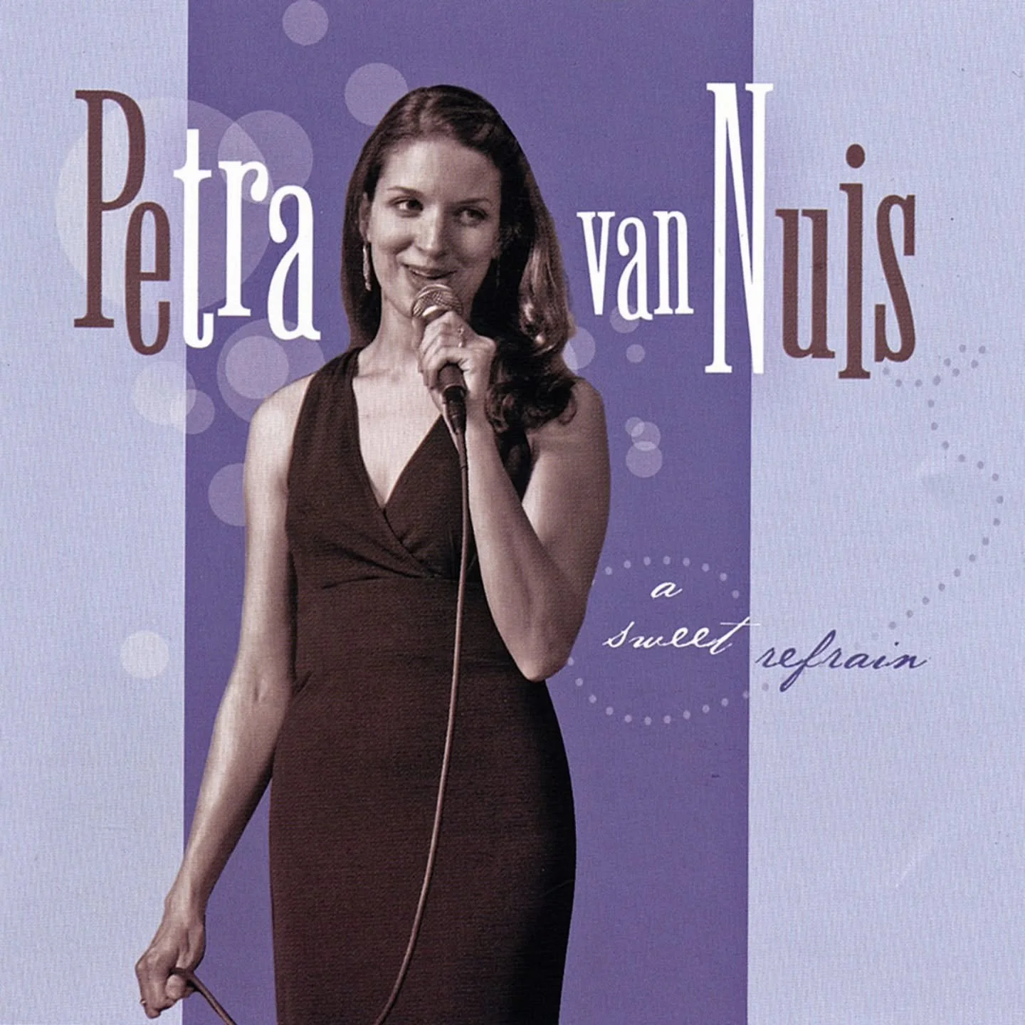Join us on Wednesday, July 22 for our next courtyard jazz concert featuring vocalist Petra van Nuis accompanied by Andy Brown on guitar. 

Doors open at 5:30pm with music starting at 6:00pm. Bring your chairs, blankets, picnic basket, and favorite be