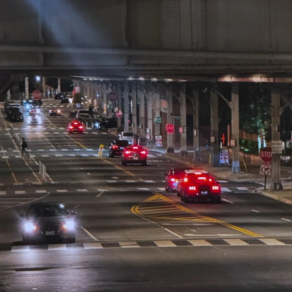 What comes first, the light or the tunnel?
Perspectiva del pedestre. Perscpedriva