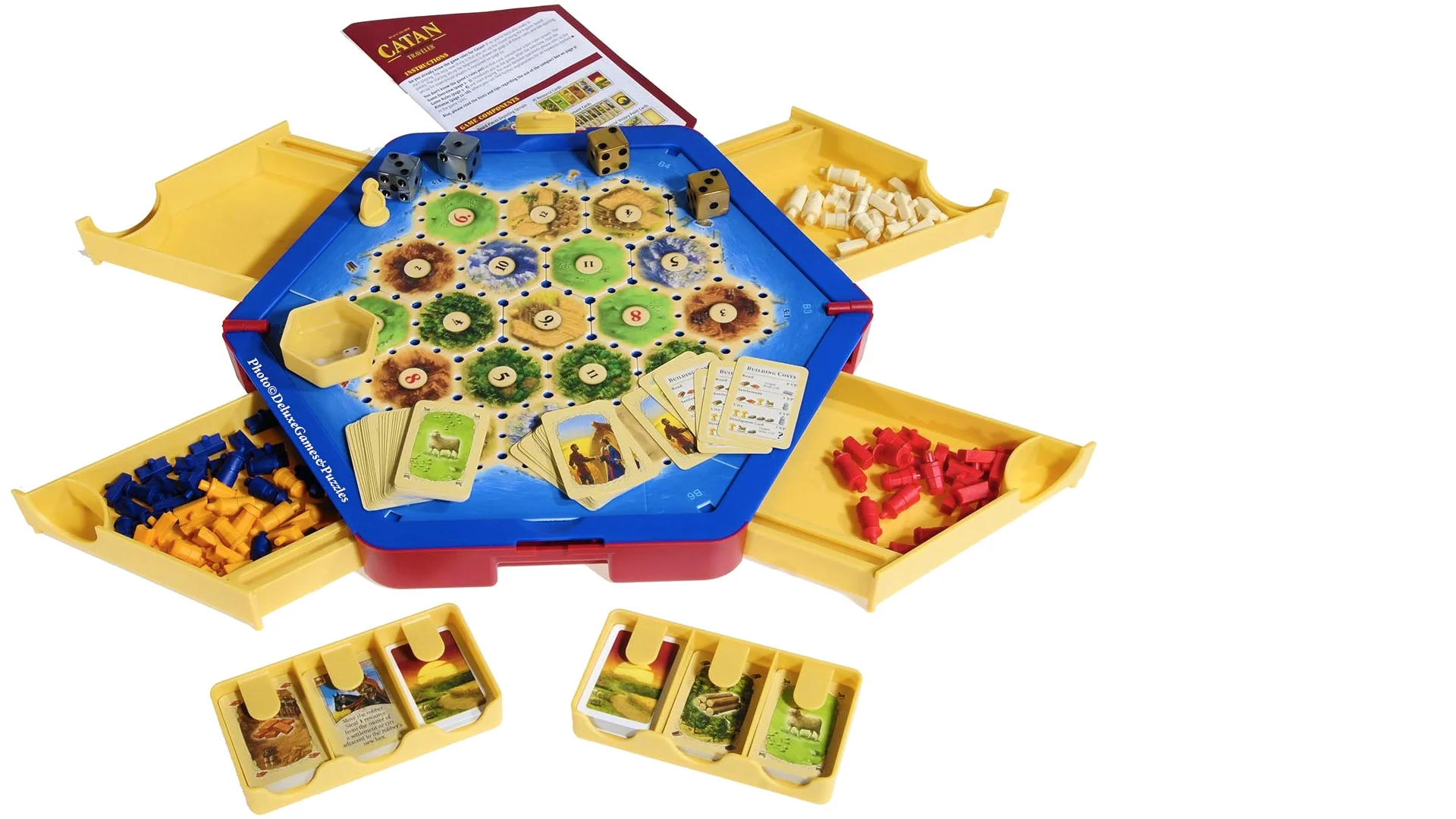 Review: The Traveler Edition Makes SETTLERS OF CATAN Better!