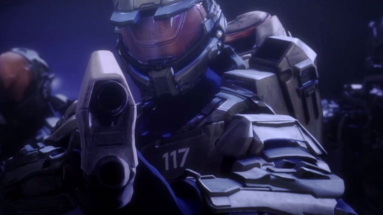 HALO Showrunner Says The Series Version of Master Chief is Not Comparable  To The Game Version — GeekTyrant