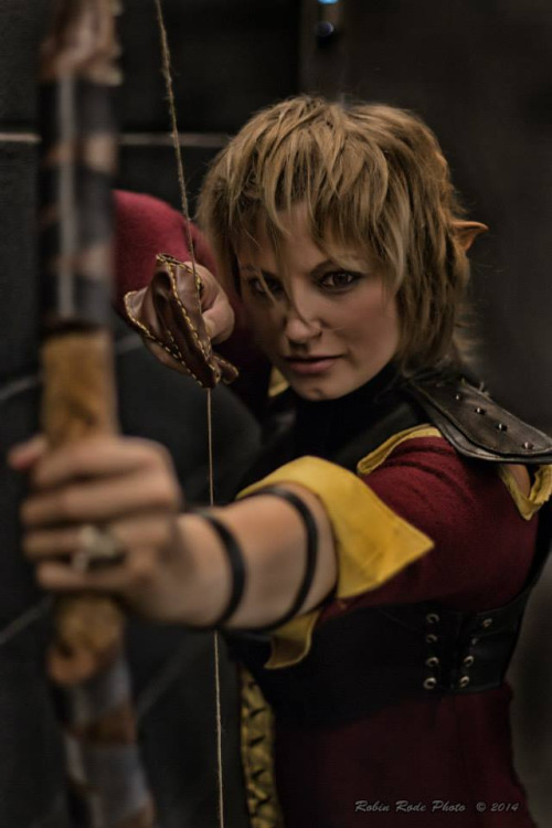 Bettcanard Design is Sera | Photo by Robin A.R. Cosplay & Photography