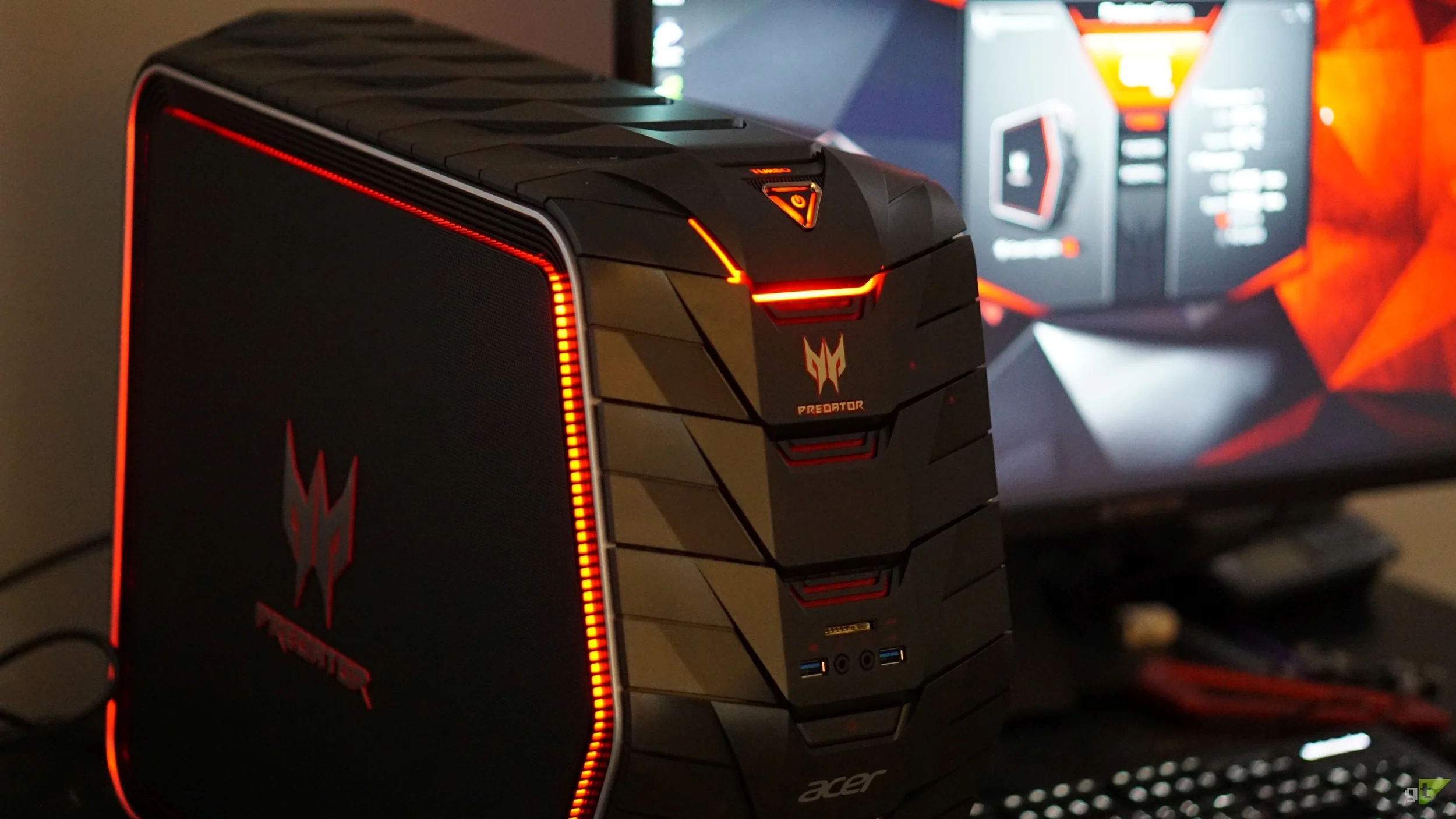Spotlight — The New ACER 32" 4K and Predator Desktop are a Match Made in Geek Heaven