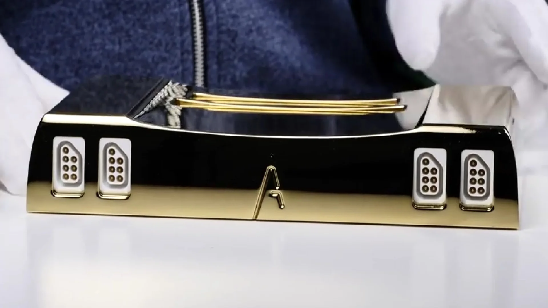 If You've Got Money To Blow You Can Own A 24k Golden NES