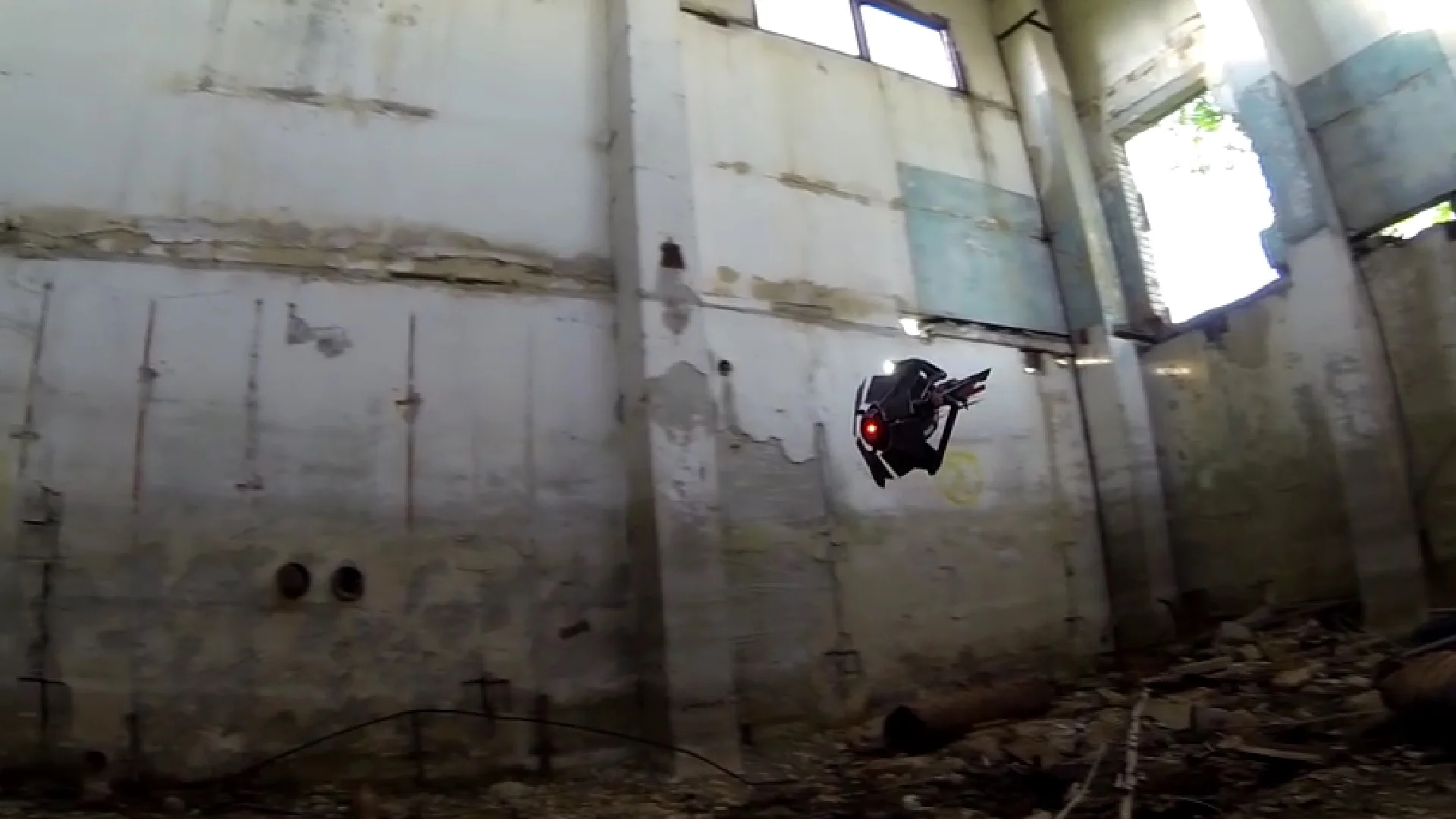 See A Flying Real Life HALF-LIFE Drone