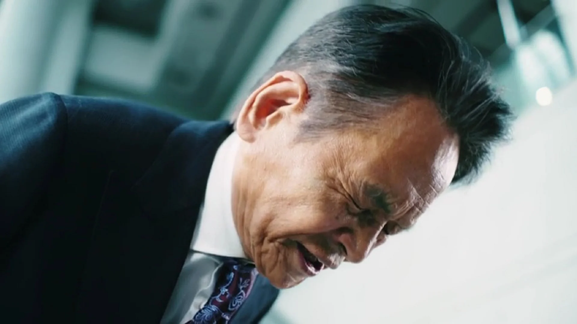 You Have To See This Hilarious Japanese HEARTHSTONE Commercial