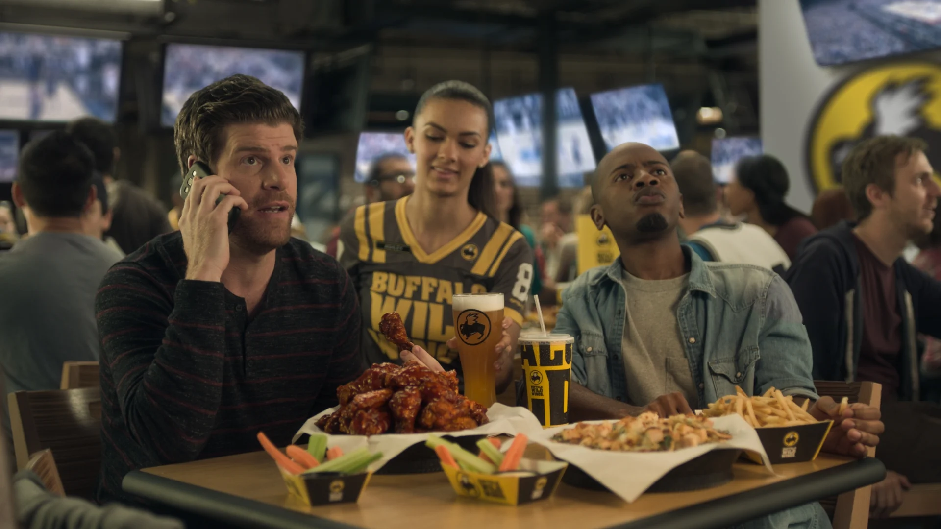 WTF: TITANFALL 2 Will Have Multiplayer Mode That Can Be Unlocked If You Eat At Buffalo Wild Wings