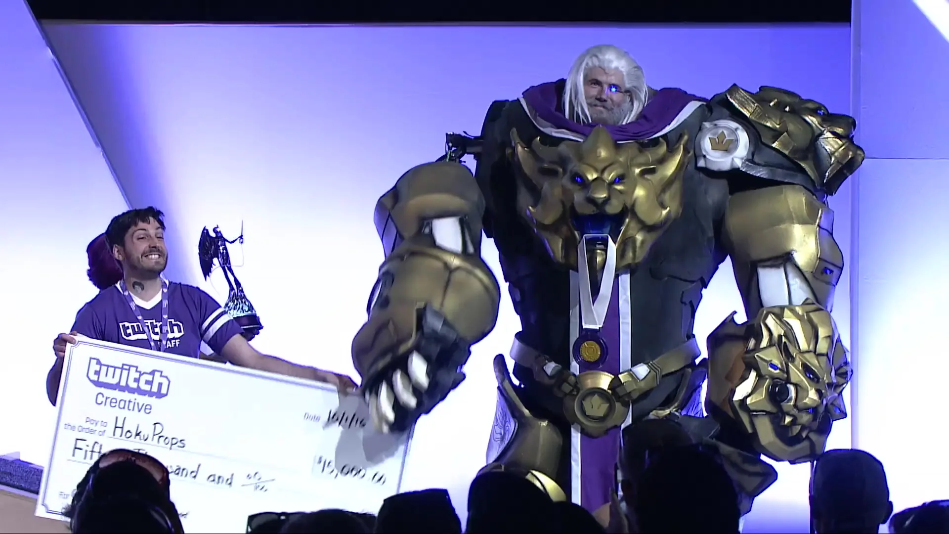 Awesome OVERWATCH Cosplay Takes The Win At TwitchCon 2016