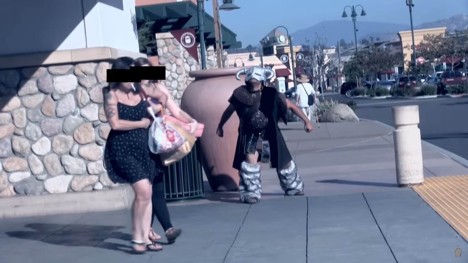 Mega 64 Runs Around And Screams Fusrodah At People In Funny SKYRIM Video