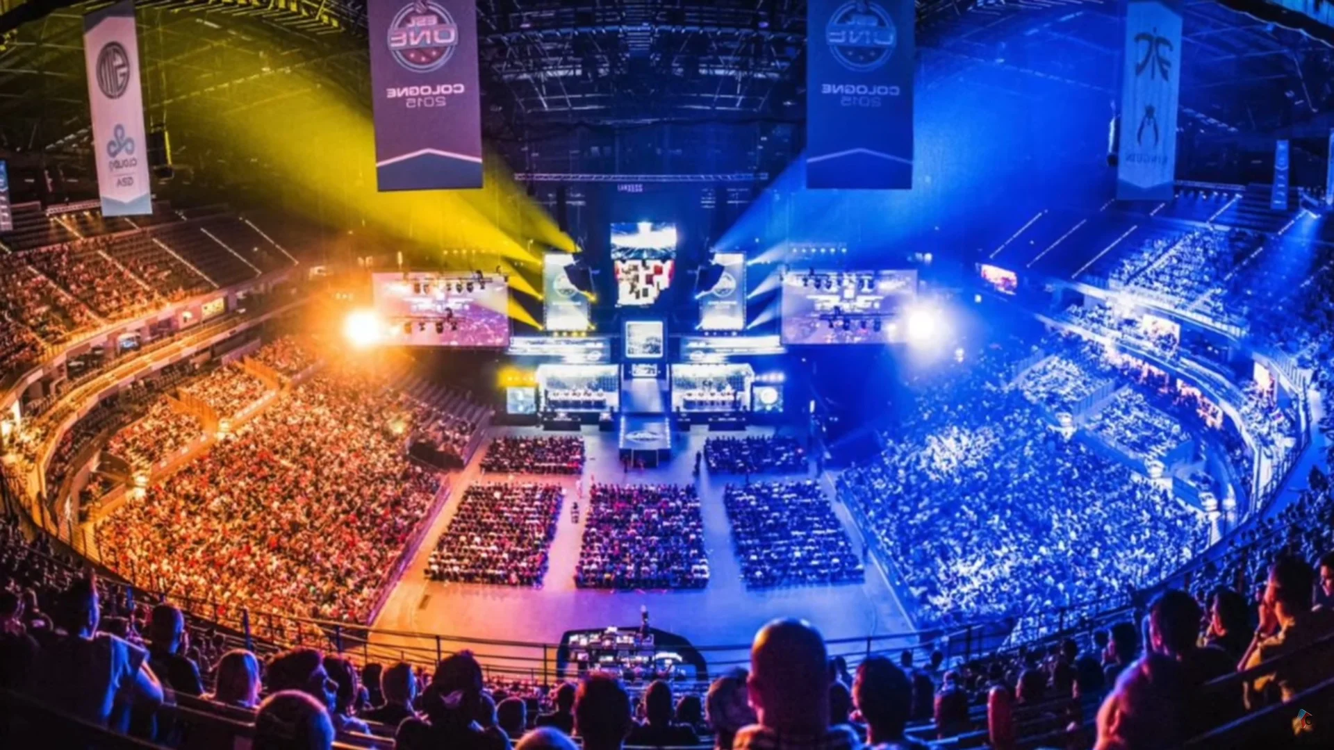 Watch: 10 Crazy Things That Actually Happen In eSports