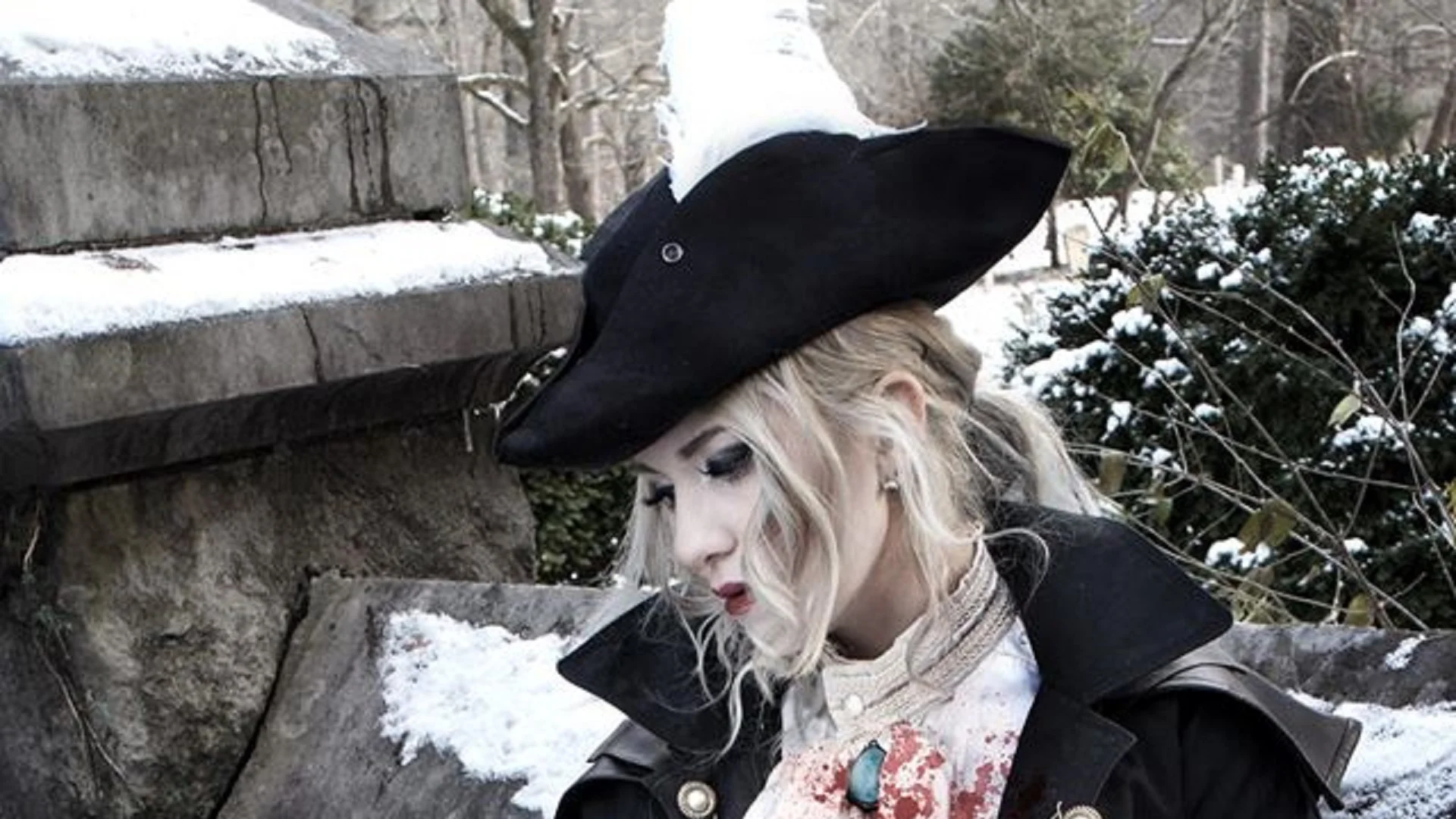 Lady Maria Springs To Life In This BLOODBORNE Cosplay