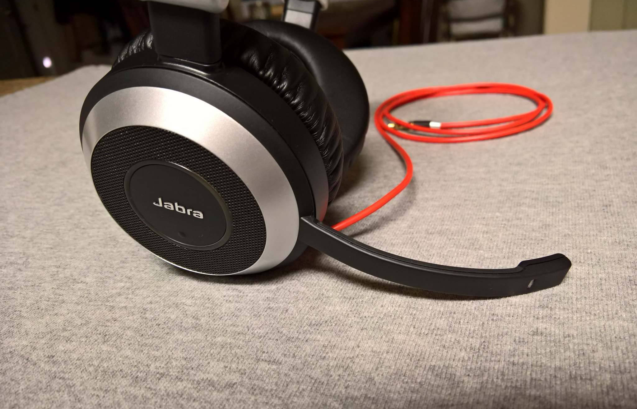 Tech Review: The JABRA EVOLVE 80s Focus On What Others Don't