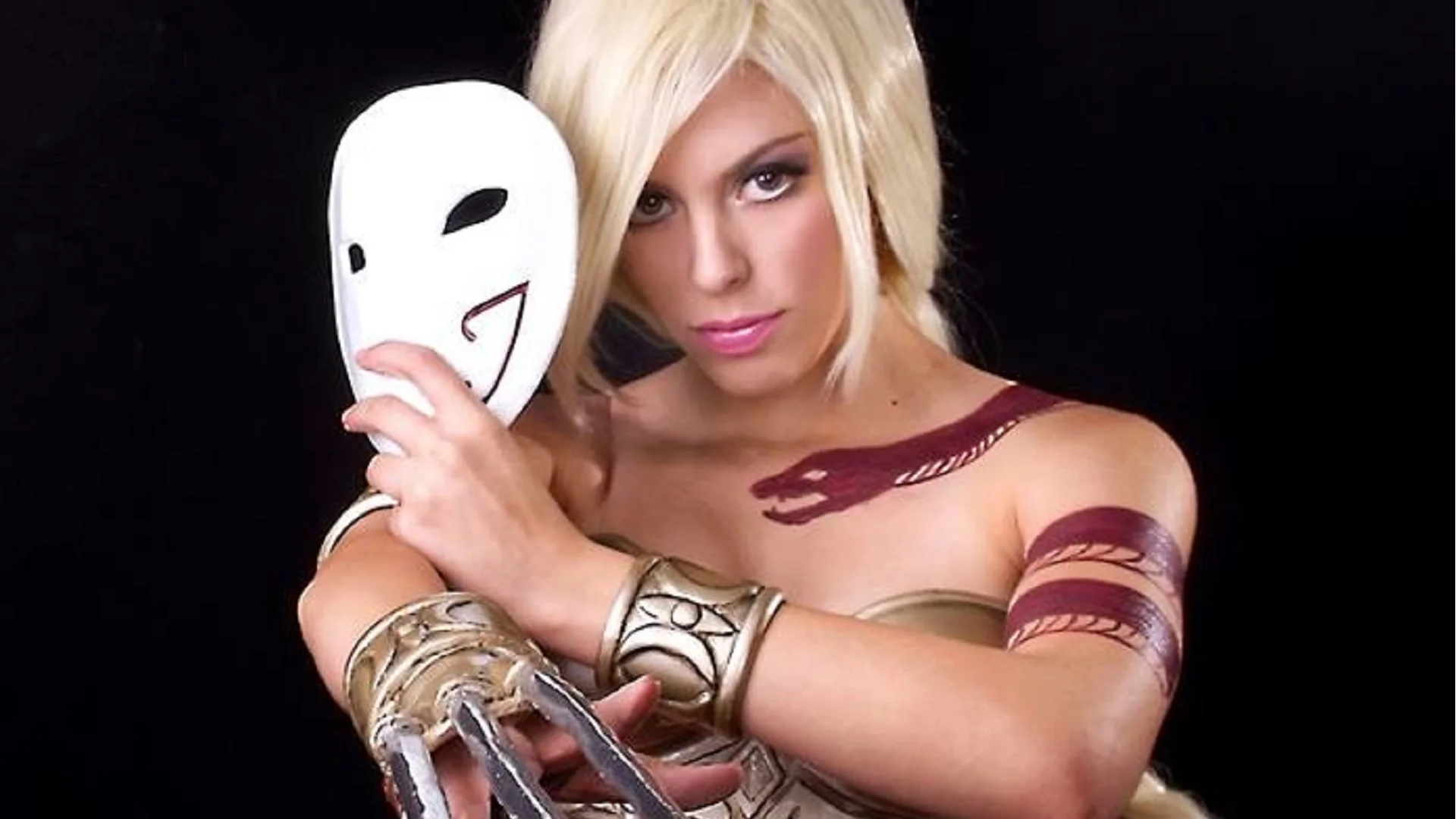 Lady Vega Is Officially A Thing Thanks To This STREET FIGHTER Cosplay