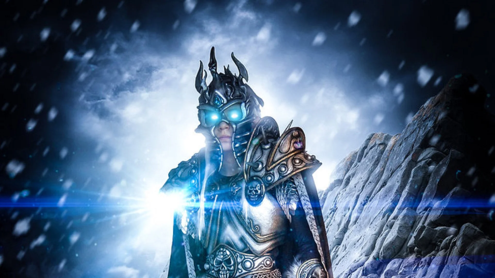 Mom Of The Year Makes Son Incredible WORLD OF WARCRAFT Lich King Cosplay