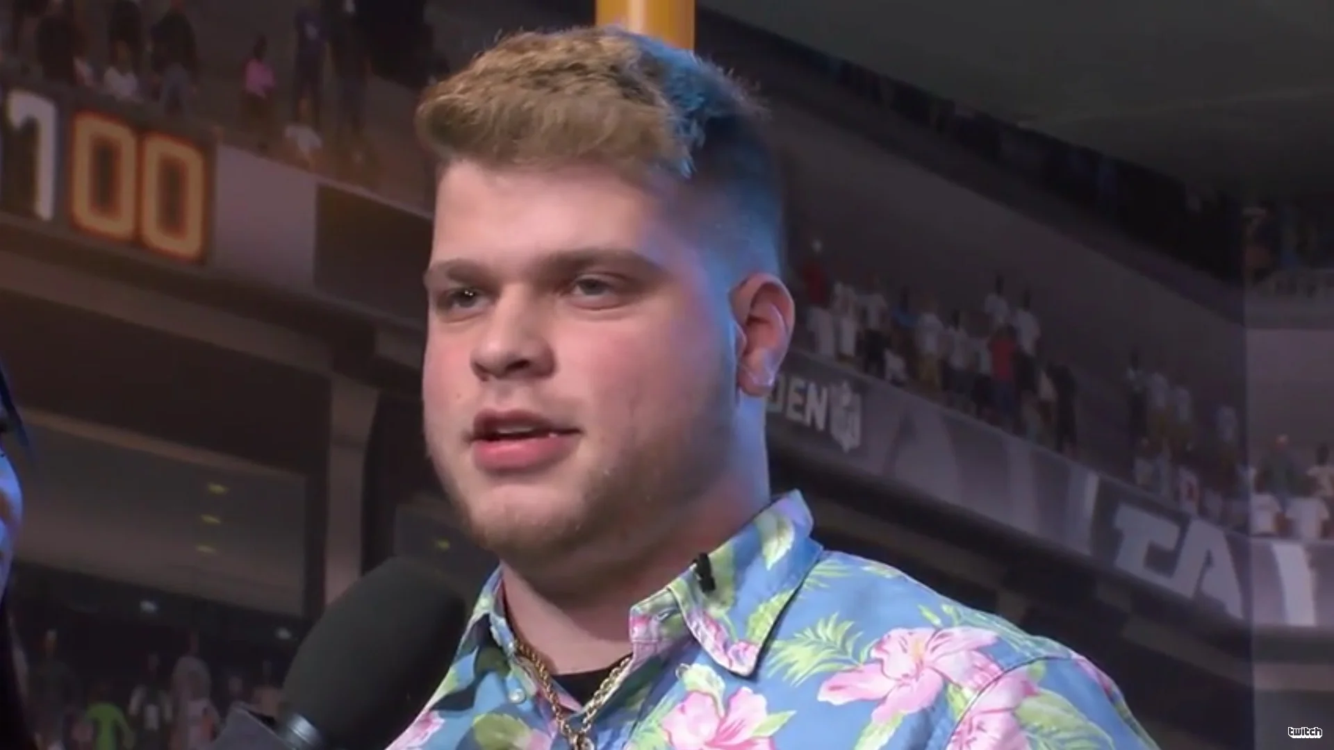 Announcer Roasts Pro Madden Player For Chewing On Bottle Cap During Interview