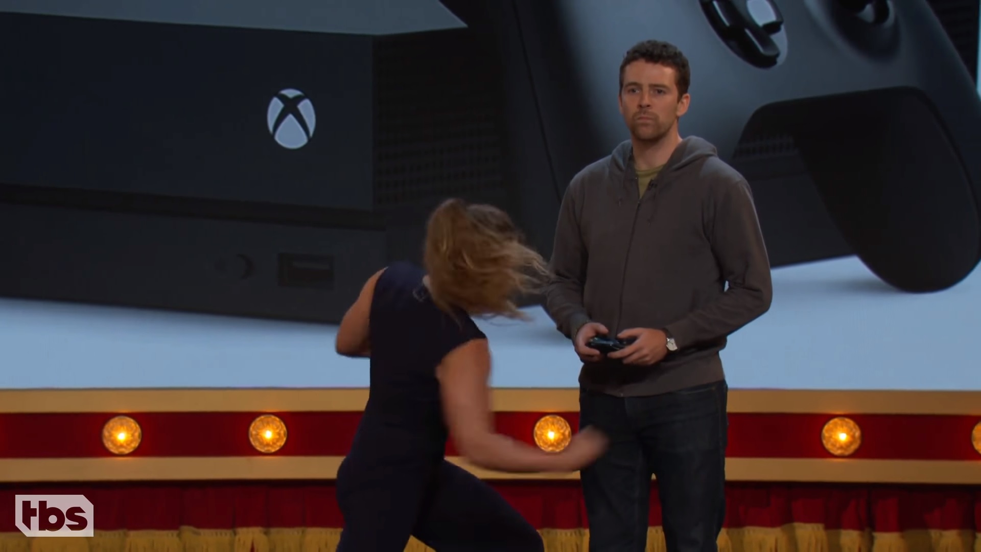ronda-rousey-punched-a-dude-in-the-nuts-to-promote-the-xbox-one-x-social.jpg