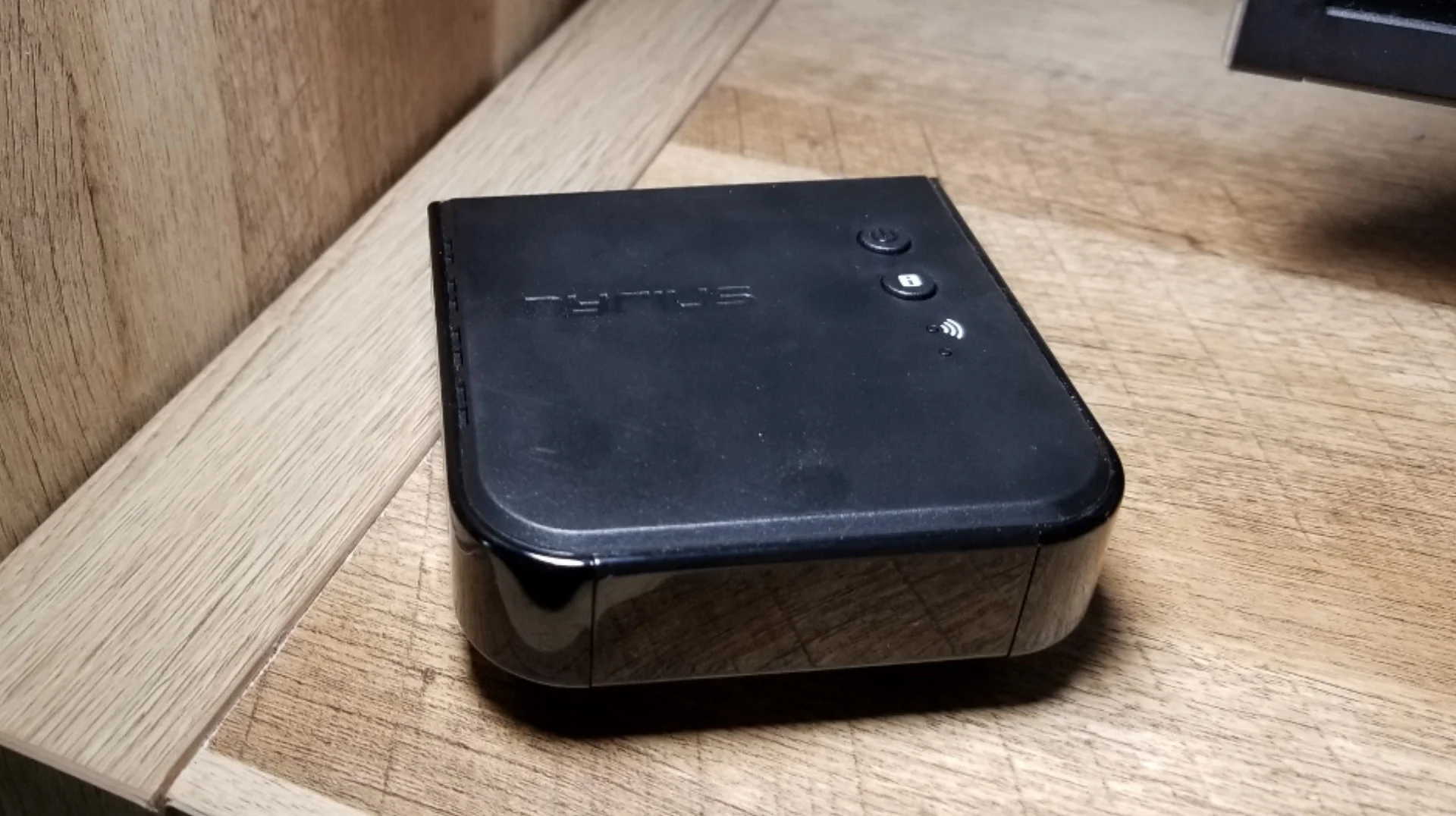 NYRIUS ARIES PRO REVIEW: Wireless HDMI That Works