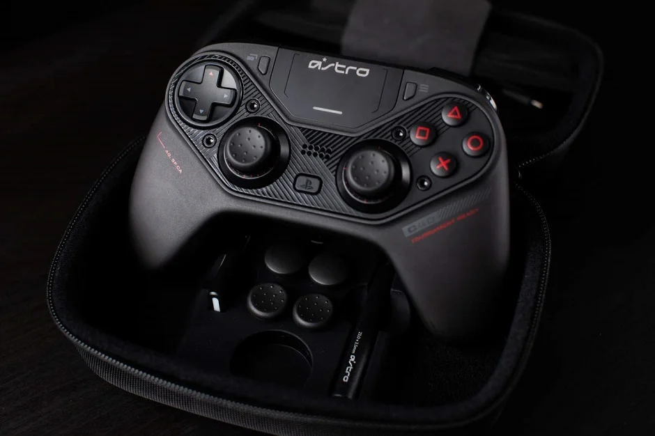 Hands On With The Astro C40 At E3 2019, The Best PS4 Controller I Have Ever Felt!