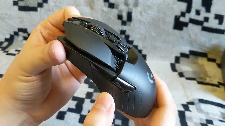 g903-hero-mouse.jpg